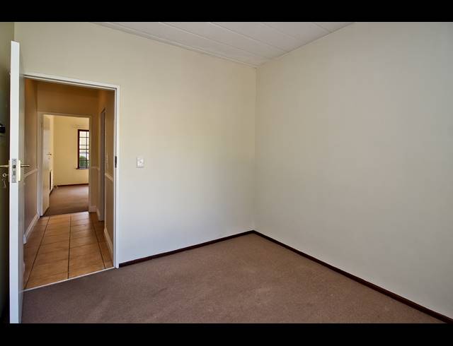 2 BEDROOM APARTMENT FOR SALE IN SAXONWOLD